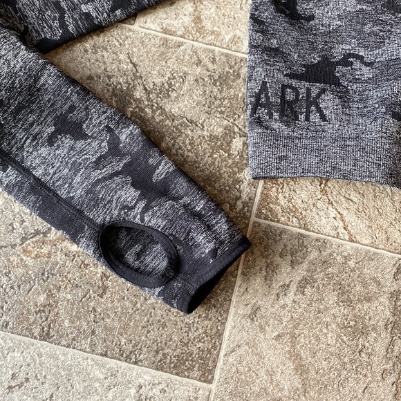 Gym shark adapt seamless camo long sleeve - Picture 4 of 4